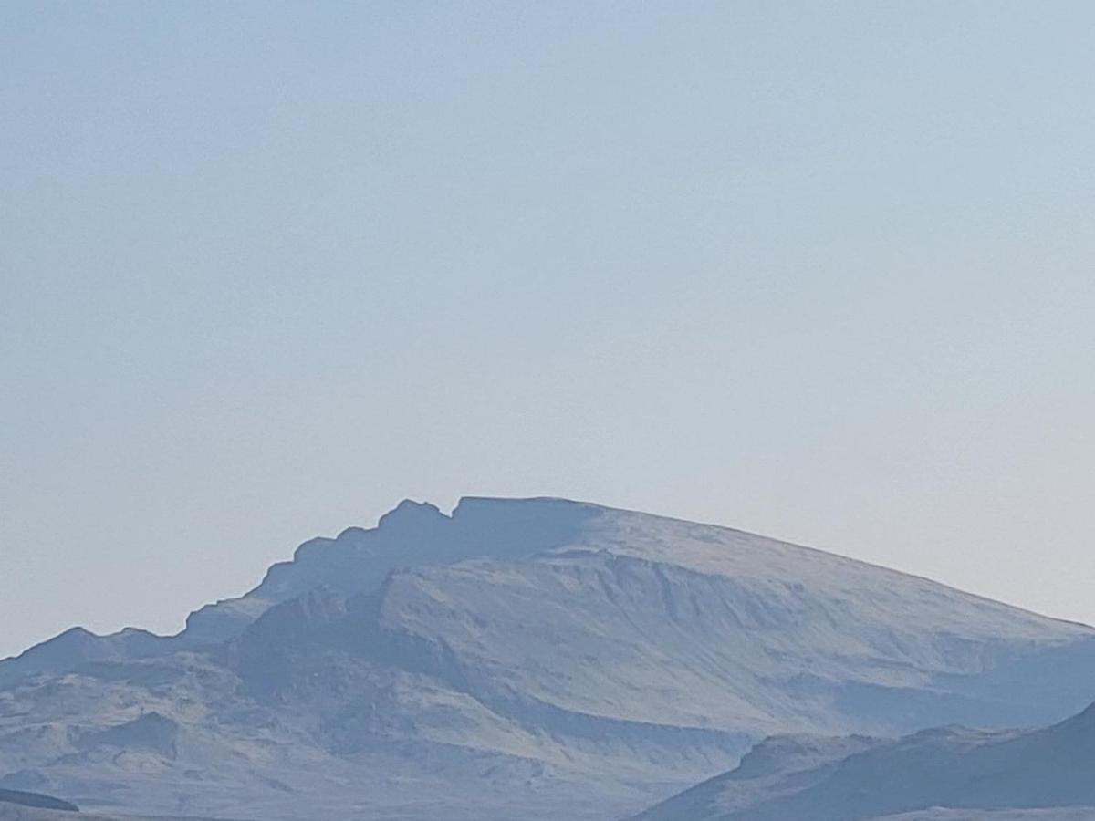 An Cnoc Bed & Breakfast Staffin Eksteriør billede